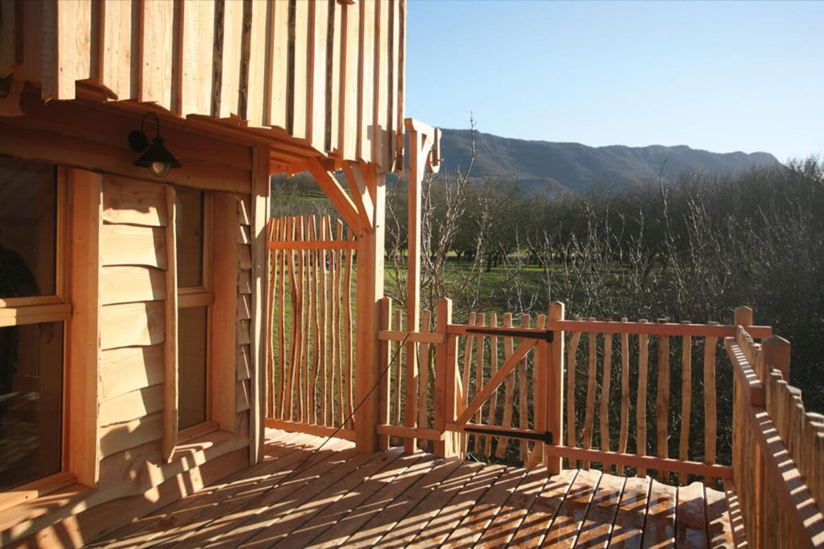 Roulottes Au Pied Du Vercors Сан-Жан-ан-Ройан Екстериор снимка