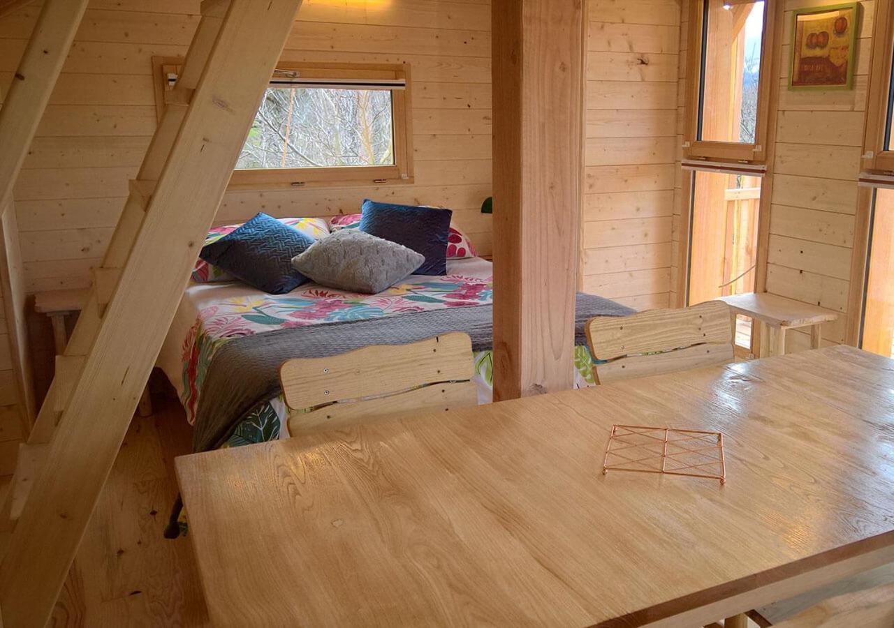 Roulottes Au Pied Du Vercors Сан-Жан-ан-Ройан Екстериор снимка